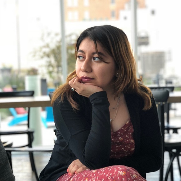 Meet your Posher, Jacqueline - Picture 1 of 1